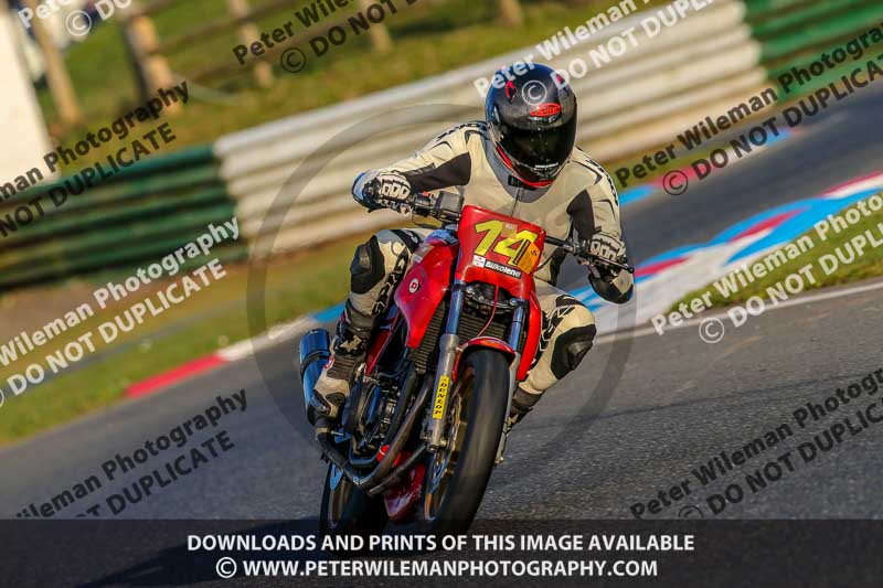 PJ Motorsport Photography 2018;enduro digital images;event digital images;eventdigitalimages;mallory park;mallory park photographs;mallory park trackday;mallory park trackday photographs;no limits trackdays;peter wileman photography;racing digital images;trackday digital images;trackday photos